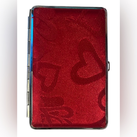 Brighton Accessories - Hostess Pick ☄️🥳 Elegant Brighton Red Heart Pattern Business Card Holder